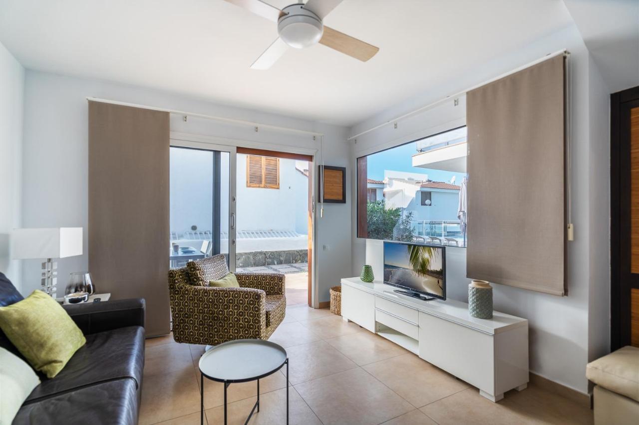 Bonito Bungalow Con Piscina Junto A La Playa San Bartolomé Exterior foto